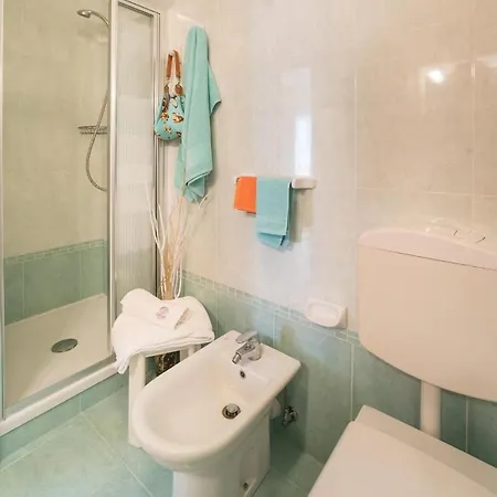 Super Villaggio Planetarium One Bedroom Sleeps 4, Num1 Lägenhet *