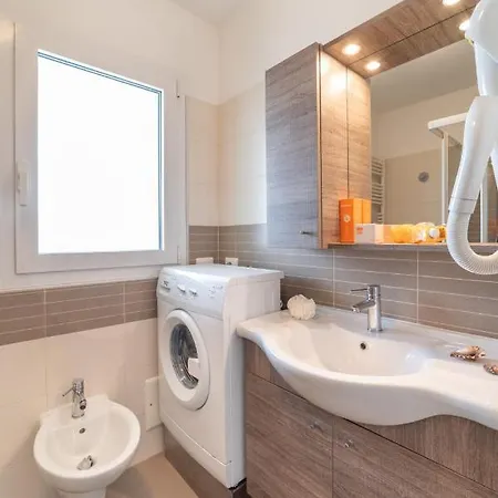 Lägenhet Super Villaggio Planetarium One Bedroom Sleeps 4, Num1 Bibione